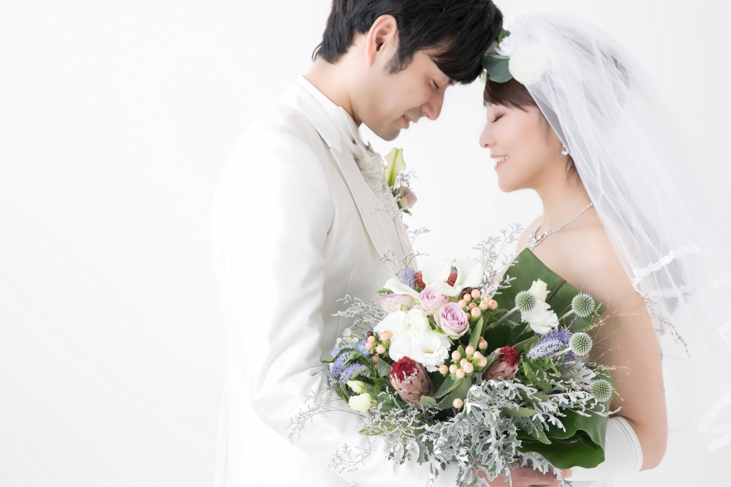 イジア　結婚　元彼